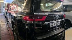 تويوتا لاندكروزر